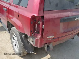2017 Jeep Patriot Sport z VIN 1C4NJPBBXHD103389, wystawiony jako IAAI lot #41935831 z przebiegiem 86 155 mil mil oraz . Historia ofert i sprzedaży dostępna na DreamBid. Obrazek 6.