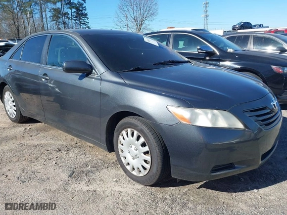 2007 Toyota Camry CE with VIN 4T1BE46K77U714426, listed as a IAAI auction lot 41815743 with 343,307 mi miles. Bid and sale history available at carsss.com. Image 1.