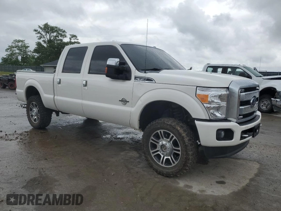 2014 Ford F-350 XLT with VIN 1FT8W3BT4EEA91035, listed as a Copart auction lot 55410825 with 325,977 mi miles and Salvage title. Bid and sale history available at DreamBid. Image 4.