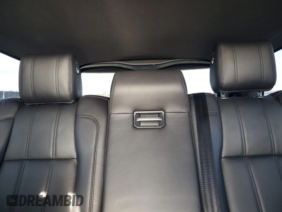 2017 Land Rover Range Rover HSE z VIN SALGS2FVXHA353741, wystawiony jako Copart lot #55454805 z przebiegiem 123 651 mil mil oraz Czysty tytuł • Clean title. Historia ofert i sprzedaży dostępna na DreamBid. Obrazek 10.