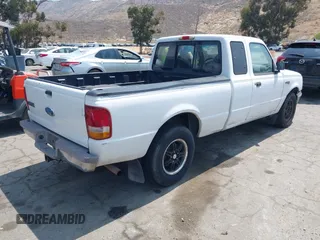 1995 Ford Ranger Splash z VIN 1FTCR14U4SPA34569, wystawiony jako IAAI lot #42418798 z przebiegiem 147 460 mil mil oraz . Historia ofert i sprzedaży dostępna na DreamBid. Obrazek 4.