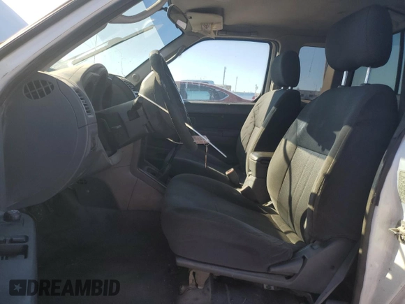2004 Nissan Frontier XE z VIN 1N6DD26TX4C419056, wystawiony jako Copart lot #43556315 z przebiegiem 261 776 mil mil oraz Szkoda całkowita • Salvage title. Historia ofert i sprzedaży dostępna na DreamBid. Obrazek 7.