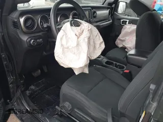 2018 Jeep Wrangler Sport S with VIN 1C4GJXAG0JW224562, listed as a IAAI auction lot 41327316 with 68,761 mi miles and . Bid and sale history available at DreamBid. Image 5.