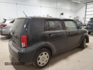 2012 Scion xB with VIN JTLZE4FE4CJ016000, listed as a Copart auction lot 81635184 with 137,019 mi miles and Clean Title. Bid and sale history available at carsss.com. Image 3.