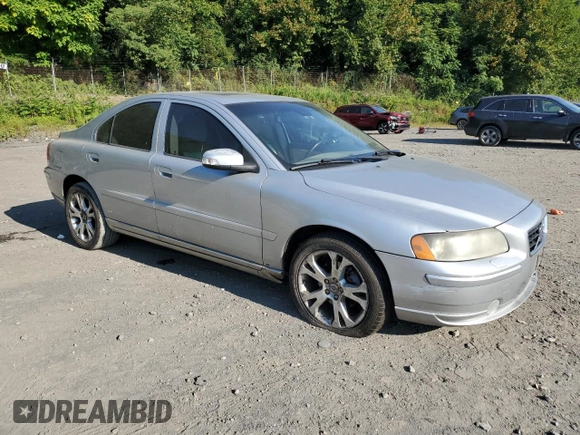 2009 Volvo S60 2.5T with VIN YV1RH592392728909, listed as a Copart auction lot 68853614 with 261,987 mi miles and Salvage Title. Bid and sale history available at carsss.com. Image 4.