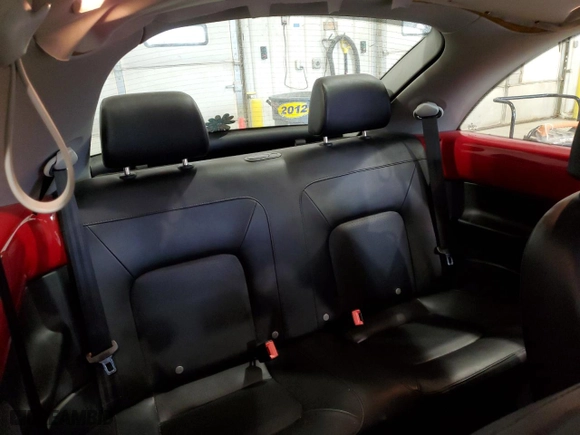 2010 Volkswagen New Beetle Coupe with VIN 3VWRG3AG9AM017620, listed as a Copart auction lot 51446945 with 120,133 mi miles and Salvage Title. Bid and sale history available at carsss.com. Image 11.