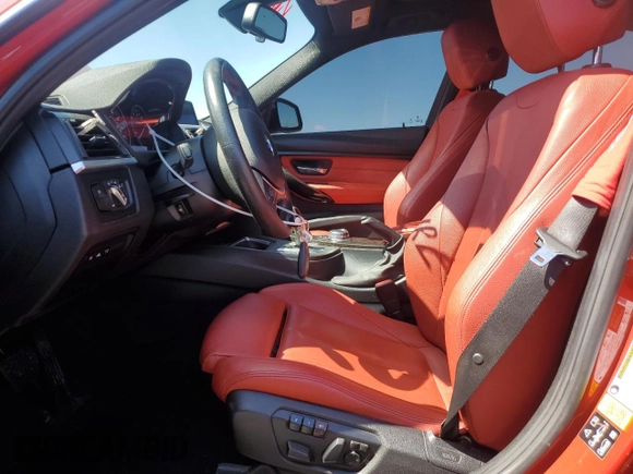 2015 BMW 3 Series 328i xDrive with VIN WBA3B5C50FF962863, listed as a Copart auction lot 54935465 with 80,837 mi miles and Salvage title. Bid and sale history available at DreamBid. Image 7.