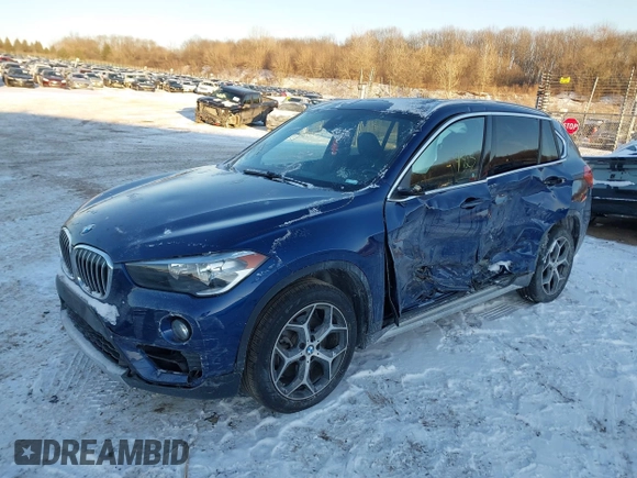 2019 BMW X1 xDrive28i z VIN WBXHT3C54K5L36472, wystawiony jako IAAI lot #41391927 z przebiegiem 88 950 mil mil oraz . Historia ofert i sprzedaży dostępna na DreamBid. Obrazek 2.