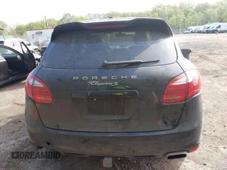 2014 Porsche Cayenne S z VIN WP1AB2A27ELA55804, wystawiony jako IAAI lot #42083807 z przebiegiem 161 590 mil mil oraz . Historia ofert i sprzedaży dostępna na DreamBid. Obrazek 17.