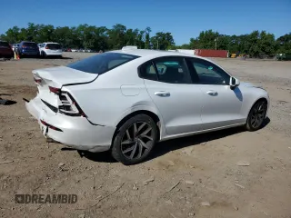 2019 Volvo S60 Momentum with VIN 7JR102FK7KG011811, listed as a Copart auction lot 56910234 with 50,912 mi miles and Salvage Title. Bid and sale history available at carsss.com. Image 3.