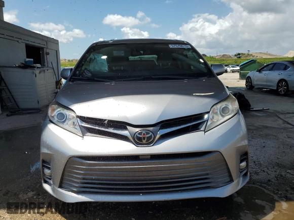 2018 Toyota Sienna XLE Auto Access Seat with VIN 5TDYZ3DC9JS916091, listed as a Copart auction lot 57576615 with 90,967 mi miles and Salvage title. Bid and sale history available at DreamBid. Image 5.