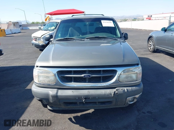 2001 Ford Explorer XLT with VIN 1FMZU73E71ZA54223, listed as a IAAI auction lot 42430186 with 207,658 mi miles and . Bid and sale history available at DreamBid. Image 6.