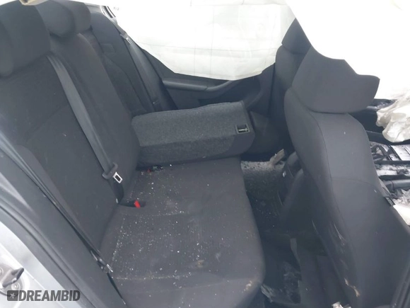 2015 Volkswagen Jetta Sedan 2.0L S with VIN 3VW2K7AJ2FM201632, listed as a IAAI auction lot 41523088 with 1 mi miles. Bid and sale history available at carsss.com. Image 8.