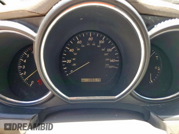 2005 Lexus RX 330 with VIN 2T2GA31UX5C027794, listed as a Copart auction lot 61341445 with 136,514 mi miles and Salvage title. Bid and sale history available at DreamBid. Image 9.