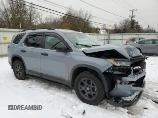 2025 Honda Pilot TrailSport with VIN 5FNYG1H69SB003433, listed as a Copart auction lot 44587005 with 16,854 mi miles and Salvage Title. Bid and sale history available at carsss.com. Image 4.