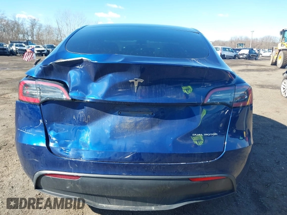 2021 Tesla Model Y Long Range with VIN 5YJYGDEE8MF293230, listed as a IAAI auction lot 41744033 with 56,797 mi miles and . Bid and sale history available at DreamBid. Image 16.