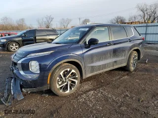 2024 Mitsubishi Outlander SE with VIN JA4J4VA83RZ073537, listed as a Copart auction lot 44711955 with 2,731 mi miles and Salvage Title. Bid and sale history available at carsss.com. Image 1.