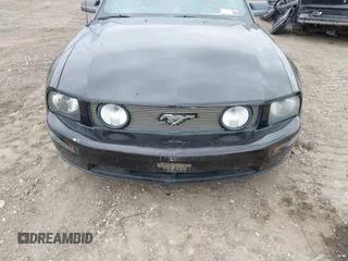 2006 Ford Mustang GT Deluxe with VIN 1ZVHT82H965112395, listed as a IAAI auction lot 41895837 with 89,804 mi miles and . Bid and sale history available at carsss.com. Image 12.