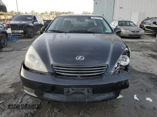 2002 Lexus ES 300 with VIN JTHBF30G820034663, listed as a Copart auction lot 86372184 with 133,837 mi miles and Salvage title. Bid and sale history available at DreamBid. Image 5.