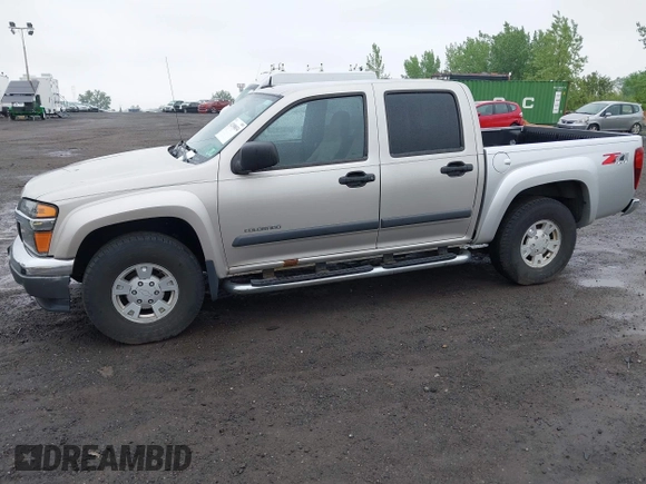 2005 Chevrolet Colorado 1SF LS Z71 with VIN 1GCDT136158270880, listed as a IAAI auction lot 42198834 with 104,019 mi miles. Bid and sale history available at carsss.com. Image 6.