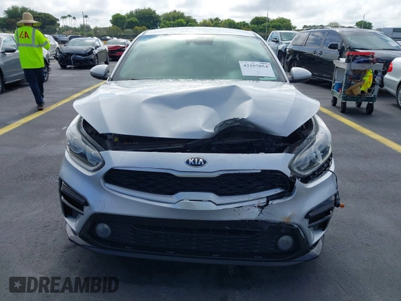 2021 Kia Forte LXS z VIN 3KPF24AD0ME334880, wystawiony jako IAAI lot #42257054 z przebiegiem 159 489 mil mil oraz . Historia ofert i sprzedaży dostępna na DreamBid. Obrazek 12.