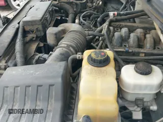 2013 Ford F-150 XL с VIN 1FTFX1CF8DFC64551, выставлен на аукционе IAAI как лот 42704217 с пробегом 210 684 миль миль и . История ставок и продаж доступна на DreamBid. Изображение 18.