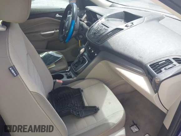 2013 Ford Escape SE with VIN 1FMCU0GX3DUB71937, listed as a IAAI auction lot 42282076 with Not provided miles and . Bid and sale history available at DreamBid. Image 5.