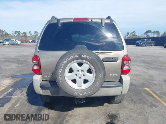 2007 Jeep Liberty Sport with VIN 1J4GL48K47W537636, listed as a IAAI auction lot 41740319 with 237,826 mi miles. Bid and sale history available at carsss.com. Image 16.