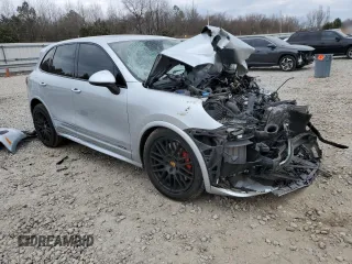 2016 Porsche Cayenne GTS с VIN WP1AD2A29GLA79535, выставлен на аукционе Copart как лот 47463275 с пробегом Не указан миль и Списание • Salvage title. История ставок и продаж доступна на DreamBid. Изображение 4.