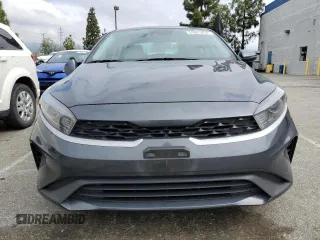 2022 Kia Forte LXS with VIN 3KPF24AD1NE488113, listed as a Copart auction lot 54615215 with 31,004 mi miles and Clean Title. Bid and sale history available at carsss.com. Image 5.
