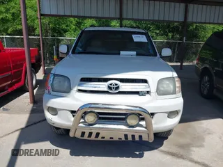 2006 Toyota Sequoia Limited with VIN 5TDZT38A86S279894, listed as a IAAI auction lot 42098103 with 227,264 mi miles and . Bid and sale history available at DreamBid. Image 12.