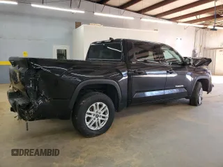 2022 Toyota Tundra 2WD SR5 with VIN 5TFLA5AB8NX018333, listed as a Copart auction lot 49630785 with 44,582 mi miles and Salvage Title. Bid and sale history available at carsss.com. Image 3.