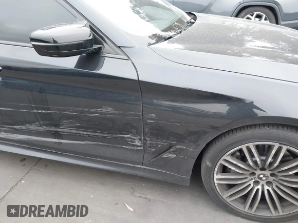 2019 BMW 5 Series 540i with VIN WBAJE5C56KG919292, listed as a IAAI auction lot 42346538 with 76,104 mi miles and . Bid and sale history available at DreamBid. Image 6.