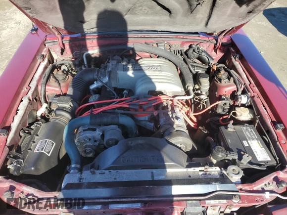 1993 Ford Mustang z VIN 1FACP40E4PF155840, wystawiony jako Copart lot #88301375 z przebiegiem 2 135 mil mil oraz Czysty tytuł • Clean title. Historia ofert i sprzedaży dostępna na DreamBid. Obrazek 11.