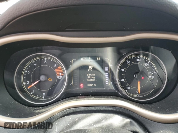 2017 Jeep Cherokee Latitude z VIN 1C4PJLCB0HW641040, wystawiony jako Copart lot #50938505 z przebiegiem 96 521 mil mil oraz Czysty tytuł • Clean title. Historia ofert i sprzedaży dostępna na DreamBid. Obrazek 9.