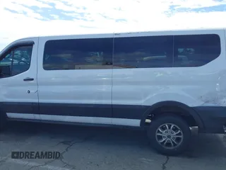 2021 Ford Transit Passenger XL с VIN 1FBAX2Y88MKA15155, выставлен на аукционе IAAI как лот 41730982 с пробегом 70 357 миль миль и . История ставок и продаж доступна на DreamBid. Изображение 14.