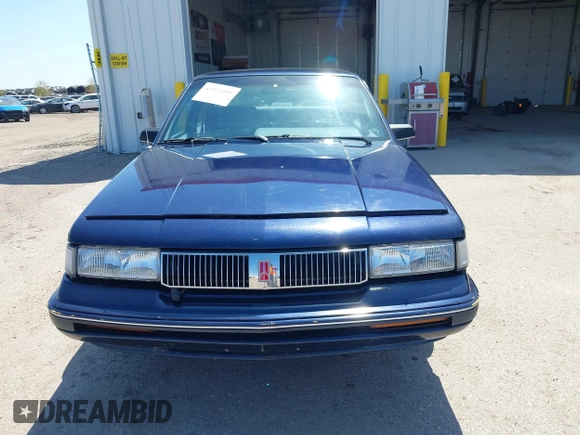 1996 Oldsmobile Cutlass Ciera 1SA VX5 z VIN 1G3AJ55M6T6397371, wystawiony jako IAAI lot #42222459 z przebiegiem 92 232 mil mil oraz . Historia ofert i sprzedaży dostępna na DreamBid. Obrazek 12.