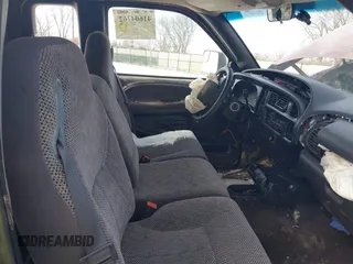 2000 Dodge 1500 with VIN 1B7HF13Z7YJ153451, listed as a IAAI auction lot 41604762 with Not Provided miles and . Bid and sale history available at DreamBid. Image 5.