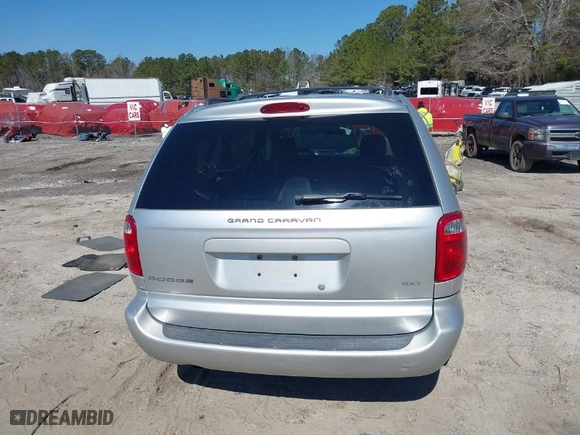 2005 Dodge Caravan SXT with VIN 2D4GP44L25R443059, listed as a IAAI auction lot 41671911 with NaN miles. Bid and sale history available at carsss.com. Image 16.
