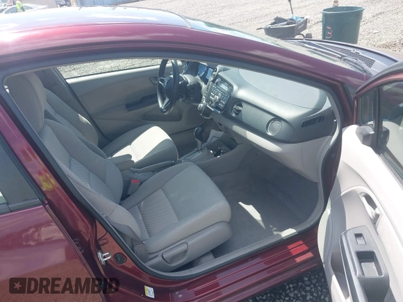 2011 Honda Insight LX z VIN JHMZE2H51BS004312, wystawiony jako IAAI lot #42086422 z przebiegiem 72 814 mil mil oraz . Historia ofert i sprzedaży dostępna na DreamBid. Obrazek 5.