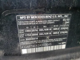 2002 Mercedes-Benz M AMG z VIN 4JGAB74E62A343045, wystawiony jako Copart lot #57131115 z przebiegiem 178 894 mil mil oraz Czysty tytuł • Clean title. Historia ofert i sprzedaży dostępna na DreamBid. Obrazek 13.