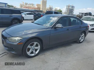 2013 BMW 3 Series 320i xDrive с VIN WBA3C3C53DF980210, выставлен на аукционе Copart как лот 56383714 с пробегом 115 824 миль миль и Списание • Salvage title. История ставок и продаж доступна на DreamBid. Изображение 1.