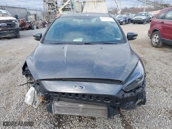 2015 Ford Focus ST with VIN 1FADP3L9XFL227184, listed as a IAAI auction lot 41397453 with 71,061 mi miles. Bid and sale history available at carsss.com. Image 13.