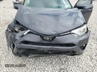 2018 Toyota RAV4 XLE with VIN 2T3WFREV6JW515146, listed as a Copart auction lot 43525825 with 73,257 mi miles and Salvage Title. Bid and sale history available at carsss.com. Image 14.
