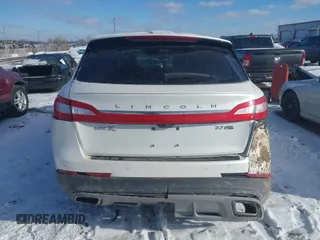 2016 Lincoln MKX Reserve with VIN 2LMTJ8LP3GBL38650, listed as a IAAI auction lot 41338134 with 128,078 mi miles. Bid and sale history available at carsss.com. Image 16.