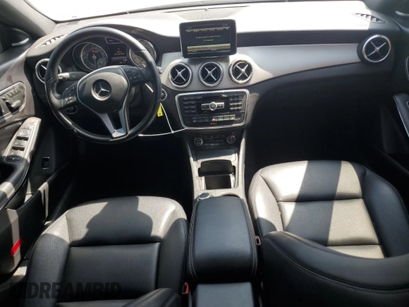 2014 Mercedes-Benz CLA 250 with VIN WDDSJ4EB6EN038971, listed as a Copart auction lot 60366885 with 94,360 mi miles and Salvage title. Bid and sale history available at DreamBid. Image 8.