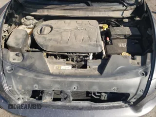 2016 Jeep Cherokee Latitude z VIN 1C4PJMCS7GW367128, wystawiony jako Copart lot #76350924 z przebiegiem 95 423 mil mil oraz Szkoda całkowita • Salvage title. Historia ofert i sprzedaży dostępna na DreamBid. Obrazek 13.
