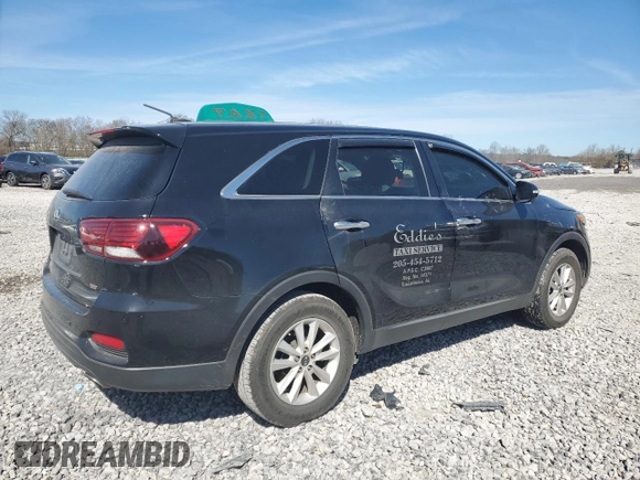 2020 Kia Sorento L with VIN 5XYPG4A38LG639784, listed as a Copart auction lot 46235825 with 234,048 mi miles and Salvage Title. Bid and sale history available at DreamBid. Image 3.