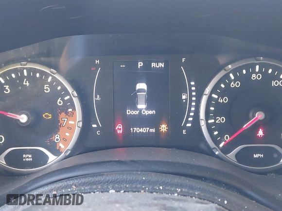 2017 Jeep Renegade Latitude with VIN ZACCJBBB5HPE81342, listed as a IAAI auction lot 41756883 with 170,407 mi miles and . Bid and sale history available at DreamBid. Image 7.