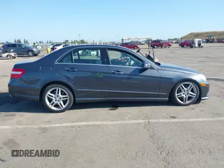 2011 Mercedes-Benz E 550 Luxury с VIN WDDHF9AB3BA423048, выставлен на аукционе IAAI как лот 42164692 с пробегом 79 823 миль миль и . История ставок и продаж доступна на DreamBid. Изображение 13.